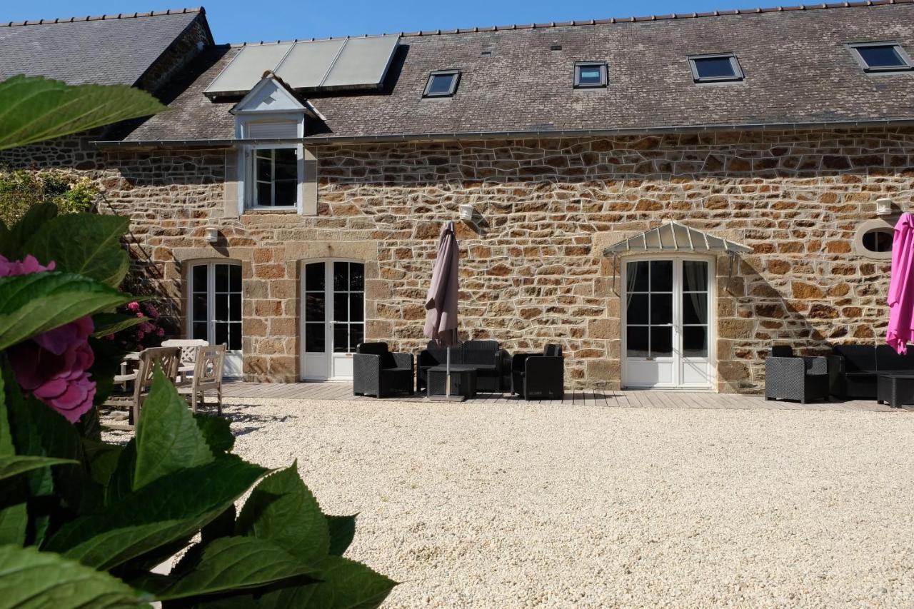 Le Logis De Mordreuc Apartment Pleudihen-sur-Rance Exterior foto